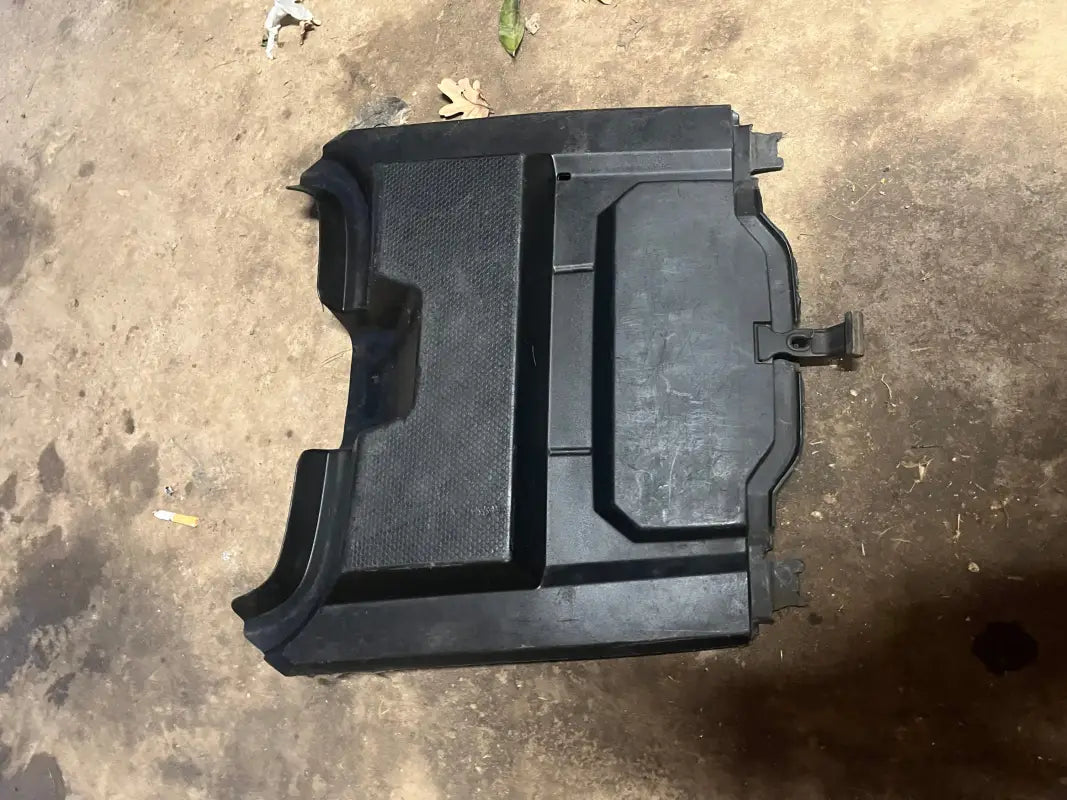 Honda Rear Centre Black Plastic Used OEM 80210-HR3-A20ZA - Atv Plastics